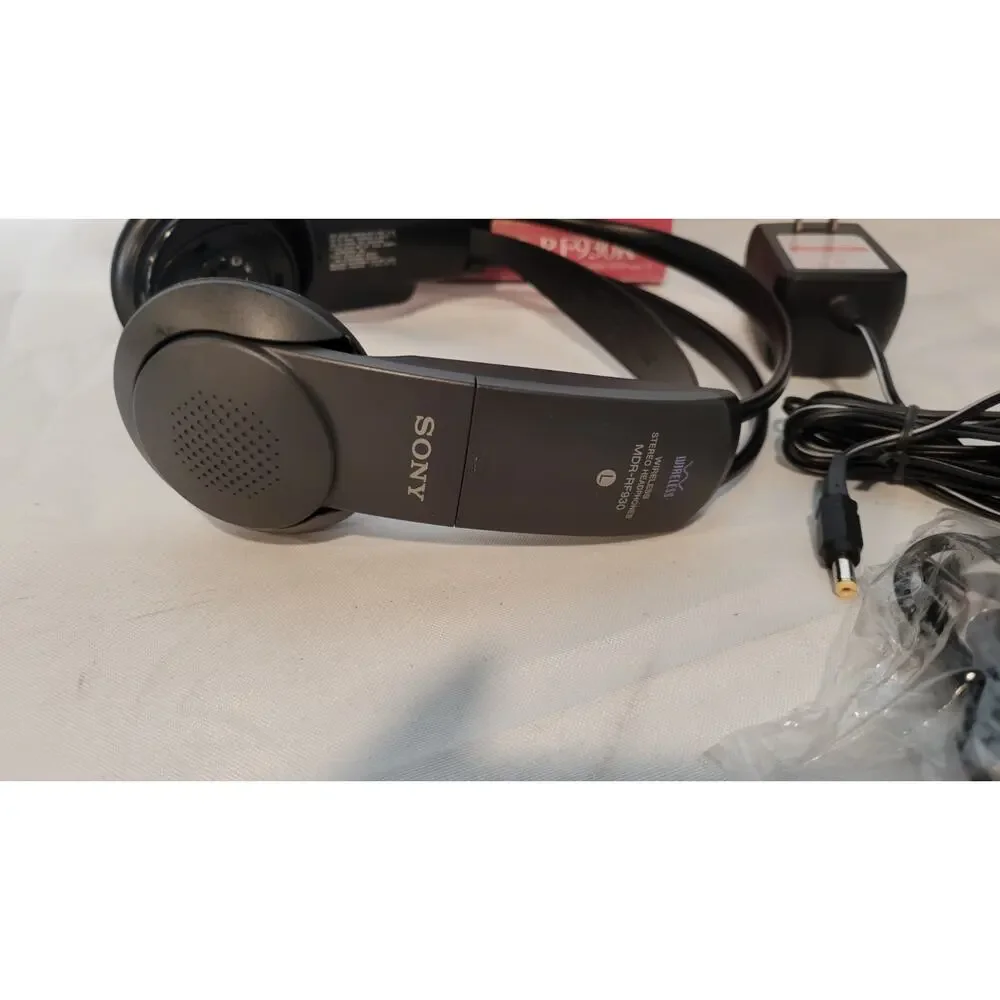 Sony MDR-RF930K Wireless Stereo Headphone System Complete In Box Tested Working